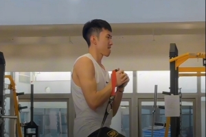 誰又加練了？國慶假期北控男籃特訓不停 穩(wěn)扎穩(wěn)打全力備戰(zhàn)新賽季