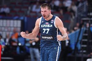 打進八強！東契奇：參加歐錦賽對我?guī)椭艽?能為新賽季做好準備