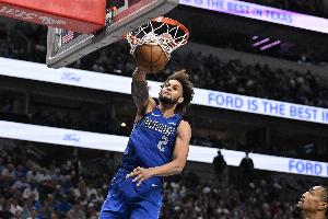 萊夫利：不刻意外線出手 但若每場進2-3個三分并搶很多板那會很棒