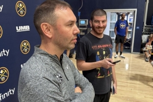 阿德爾曼：很欣賞戈登待人處事的坦誠 他競技能力和人格都在進步