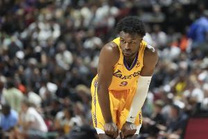 鐵！布朗尼11投1中&三分7中1 得到8分2板2助