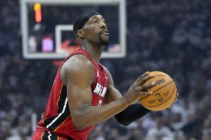 Siegel：勇士將持續(xù)探索庫明加交易 若阿德巴約能動(dòng)會(huì)是首要目標(biāo)