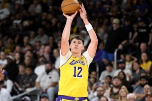 拉拉維亞：每年夏天都會(huì)專(zhuān)注于防守訓(xùn)練 我是一名很不錯(cuò)的防守者