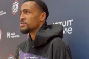 首發(fā)對(duì)自己是否重要？科林斯：能首發(fā)當(dāng)然不錯(cuò) 但順其自然就好