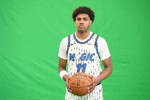 扣籃王之子有投射！小理查德森三分3中3拿全場最高13分外加4籃板