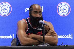 訓(xùn)練營(yíng)中最令你驚嘆的球員？哈登：大洛 他能給球隊(duì)帶來(lái)巨大價(jià)值