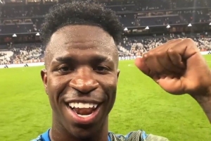 雙響！維尼修斯錄制視頻：為勝利和進球感到高興，我們繼續(xù)前進