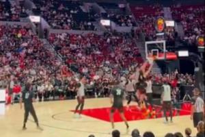 這球真帥！楊瀚森和樂福擋拆 面對克林根小手一抖強勢高打板打2+1