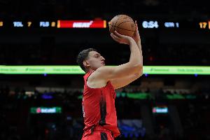 4年6240萬！斯波：我們見證了約維奇的成長 續(xù)約合同是他應得的