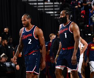 首次從訓(xùn)練營開始與哈登合作？小卡：這對我們和團(tuán)隊都有幫助