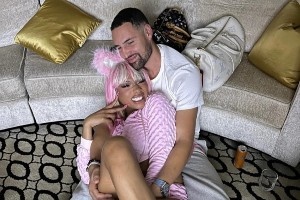 女友驚喜出鏡！克萊曬照：生命中最美好的事物 就是生命本身！