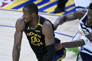 Spears：續(xù)約后庫(kù)明加已下定決心隨隊(duì)爭(zhēng)冠&他內(nèi)心平靜在賽后跳舞