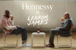 是個(gè)廣告！詹姆斯宣布將自己的天賦帶給著名白蘭地品牌軒尼詩(shī)