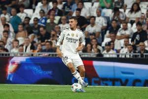 阿斯：近四場比賽三次首發(fā)，塞巴略斯在中場的位置越來越穩(wěn)固