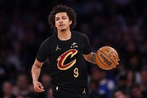 第三節(jié)獨(dú)得11分！克雷格-波特三分球5中5拿下17分4板4助2斷