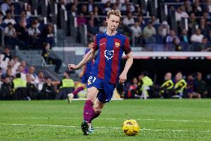 德容回應(yīng)與巴薩續(xù)約傳聞：已非常接近達(dá)成一致，但還不能透露更多