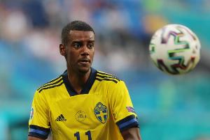 伊薩克：對陣瑞士的比賽我可以出戰(zhàn)，如果需要我能踢滿90分鐘