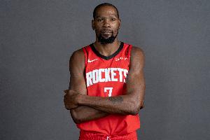 逐漸適應(yīng)中！杜蘭特半場(chǎng)6中3&三分1中0拿到8分 另有1籃板