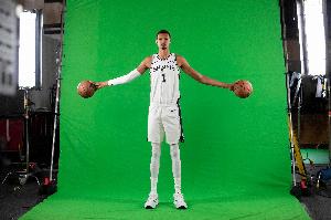 和姚明同身高！此前僅九位2米26及以上球員出戰(zhàn)過(guò) 文班將是第十個(gè)