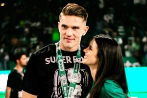 放不下??葡媒：約克雷斯和前女友共度周末，二人希望發(fā)展異國(guó)戀