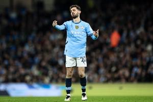 意媒：B席明夏可能自由身離隊，已經(jīng)與尤文和米蘭有過初步接觸