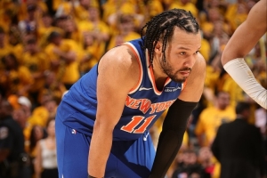 狀態(tài)一般般！布倫森14投4中&三分6中1 得到11分4籃板3助攻