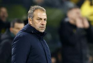 不如去年同期！每體：巴薩全隊(duì)普遍感到比去年更疲勞，弗里克擔(dān)憂