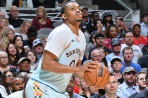 真摯的祝福！祝凱爾登-約翰遜26歲生日快樂！????