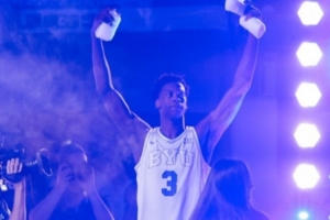 迪班薩首秀！球隊(duì)賽季啟動(dòng)夜 隊(duì)內(nèi)對(duì)抗賽貢獻(xiàn)9分5助！