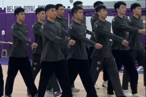 軍訓(xùn)進行時！北控男籃團結(jié)一心、目標(biāo)一致、信念堅定