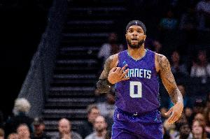 兩雙拿下！小橋上半場14投6中&三分8中4 得到18分10板1助