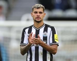 吉馬良斯：很高興為埃斯特旺助攻，賽前告訴他對方后衛(wèi)有時會打盹