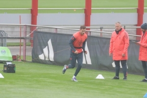 圖片報：拜仁訓練場出現(xiàn)新設(shè)備，售價1.8萬歐，可助球員提升體能