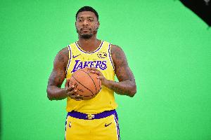 雷迪克：斯瑪特與里夫斯將出戰(zhàn)勇士 東契奇待定&但將打2場季前賽