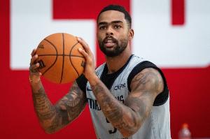 手感欠佳但串聯(lián)在線！拉塞爾6中2&三分3中0 得7分3板5助1斷0失誤