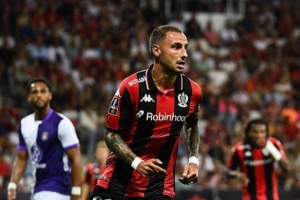 意媒：尤文可能冬窗再次嘗試簽?zāi)崴褂液笮l(wèi)克勞斯，他合同明夏到期