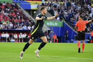 麥克托米奈：兩戰(zhàn)兩勝但我們?nèi)孕杼嵘憩F(xiàn)，繼續(xù)展現(xiàn)出韌性