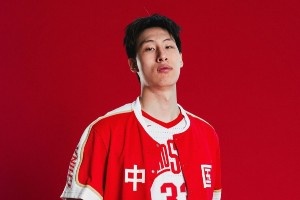 繼續(xù)訪(fǎng)校行程！郇斯楠到訪(fǎng)俄亥俄州立 曬出球衣定妝照