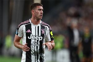 記者：DV9目前不在拜仁明夏引援考慮范圍，艾貝爾等人未跟進(jìn)此事