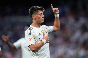 留住未來！馬卡列皇馬20歲以下“豪陣”：居萊爾、赫伊森領(lǐng)銜