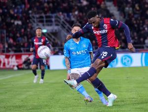 天空記者：在今年冬季轉(zhuǎn)會窗口期，桑德蘭不會重啟對盧庫米的興趣