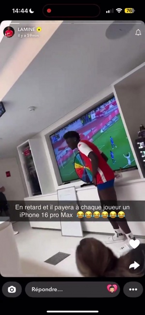 隊友樂瘋了??馬維薩因遲到被懲罰搖大轉(zhuǎn)盤，要送每人一臺iPhone