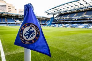 記者：切爾西對贊助費(fèi)要價高昂，海爾難成球衣衣袖廣告贊助商