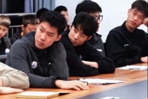 青島國信海天籃球少年成長記：健康小課堂開課啦！????