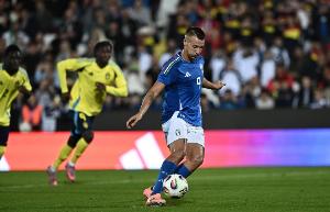 意U18主帥：卡馬達(dá)回撤拿球技術(shù)稍顯粗糙，但禁區(qū)內(nèi)絕對是現(xiàn)象級