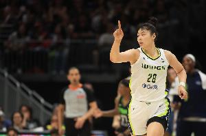 1月復(fù)出！李月汝自宣退出全運(yùn)會(huì) 并確認(rèn)將參加三籃聯(lián)賽和世預(yù)賽