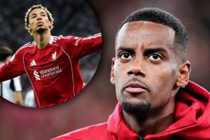 魯尼：伊薩克不配排在?；倏酥笆装l(fā)，表現(xiàn)而言他還沒有準(zhǔn)備好