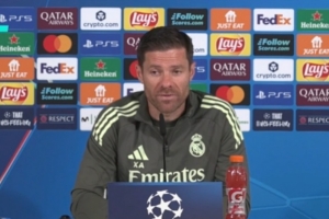 阿隆索：赫伊森、阿諾德、卡瓦哈爾無(wú)法出戰(zhàn) 庫(kù)爾圖瓦是世界最佳