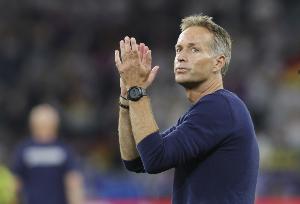 勒沃庫(kù)森主帥：巴黎圣日耳曼是世界最佳球隊(duì)之一，這場(chǎng)歐冠很困難