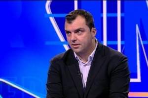 潘德夫：國(guó)米不想讓對(duì)手進(jìn)球的決心讓人驚訝，所有球員都拼盡全力